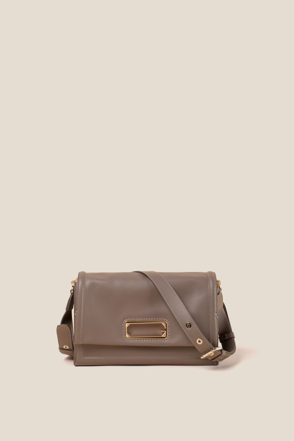 Gironacci handcrafted bag, handcrafted leather bag, handcrafted bag, Made in Italy handcrafted bag, 3251 Vitello Soft Taupe 114