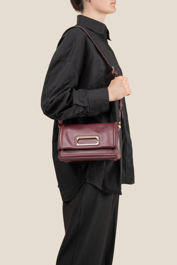3250 Vitello Soft Amarena 364 Gironacci leather bag, leather bag, Made in Italy leather bag, handcrafted bag, 3250 Vitello Soft Amarena 364
