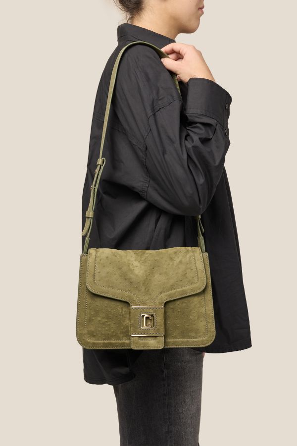 handcrafted leather bag, handcrafted bag, Gironacci handcrafted bag, Made in Italy handcrafted bag, 3370 Safari Nubuck Bosco 417