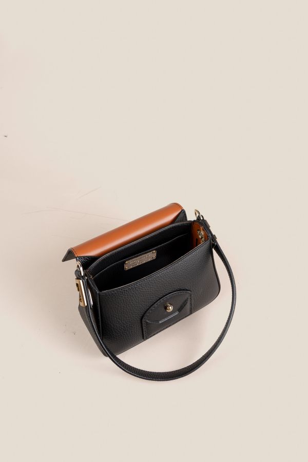 3130 Vitello Nero leather bag, handcrafted bag, Gironacci leather bag, Made in Italy leather bag, 3130 Vitello Nero