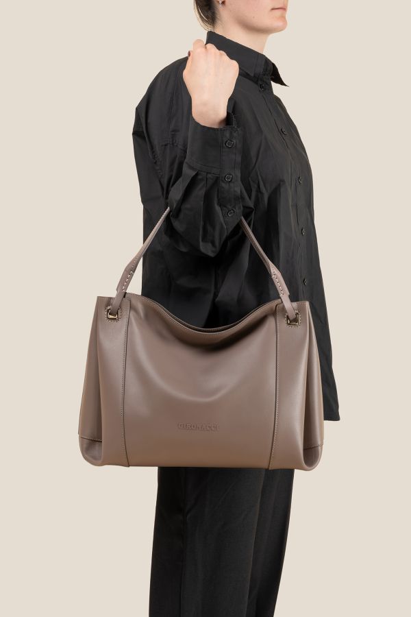 3352 Vitello Soft Taupe 114 Made in Italy handcrafted bag, handcrafted bag, handcrafted leather bag, Gironacci handcrafted bag, 3352 Vitello Soft Taupe 114